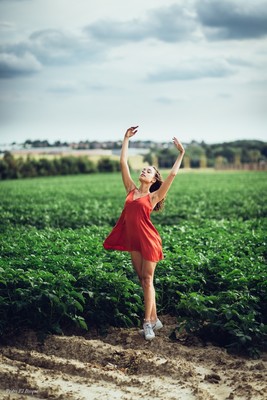 Brenda @ Zaventem / Fine Art / portrait,fields,nature