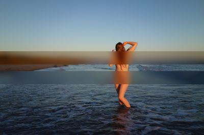 Venus / Waterscapes  photography by Model la fleur de la nuit ★42 | STRKNG