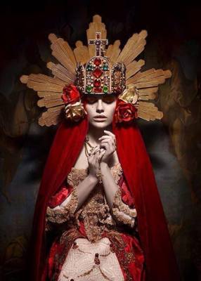 Mother Mary / Creative edit  photography by Model Sarah-Philline ★36 | STRKNG