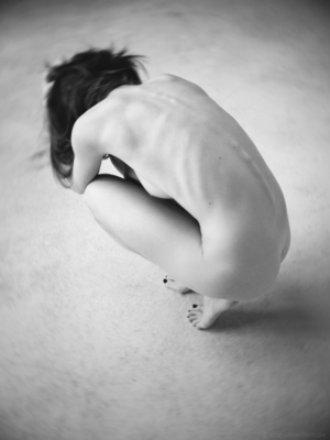 crow / Nude  photography by Model la gipsy ★116 | STRKNG