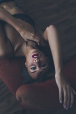 la chaisse rouge / People  photography by Photographer marcus nitschke ★4 | STRKNG