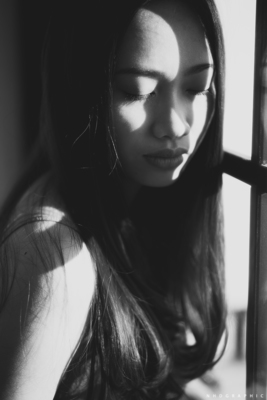 she / Portrait  photography by Photographer Hoang Dung Nguyen ★3 | STRKNG