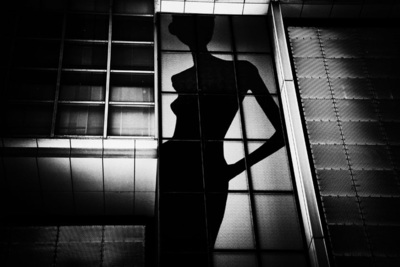 GinzaI25 / Black and White  photography by Photographer Osamu Jinguji ★3 | STRKNG