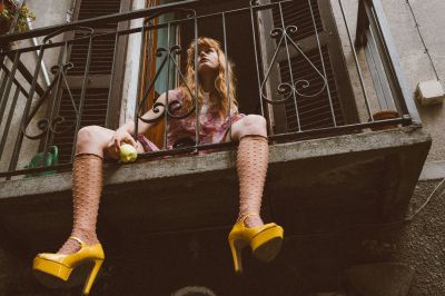 a Swiss girl in Italy / Fashion / Beauty  photography by Photographer Holger Nitschke ★75 | STRKNG