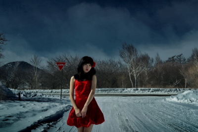 stop ! or fall in love. / Portrait  photography by Photographer Lum Photoblossom ★3 | STRKNG