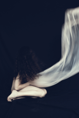 Scent of a Woman / Conceptual  photography by Photographer Roberta ★2 | STRKNG