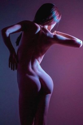 Nude  photography by Model Demi Fray ★8 | STRKNG