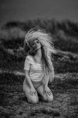 L. / People  photography by Photographer Maria Schäfer Photography ★14 | STRKNG