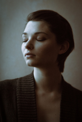 Lea Sensual / Portrait  photography by Photographer Alex Fremer ★5 | STRKNG