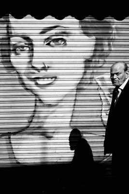 Shadow view / Street  photography by Photographer Mike Mayer ★1 | STRKNG