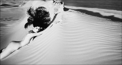 In sands / Nude  photography by Model Anna Abstraction ★33 | STRKNG
