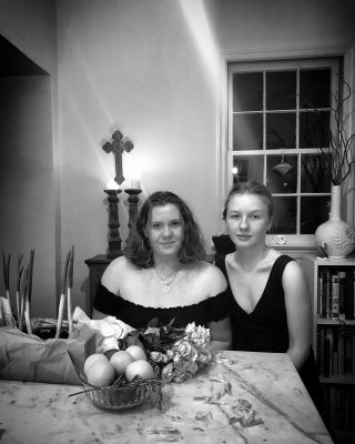 Dinner Party / Black and White  photography by Photographer Kim Soles | STRKNG