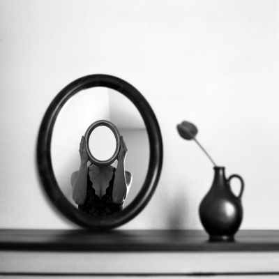mirror mirror / Conceptual  photography by Photographer Manuela Deigert ★20 | STRKNG