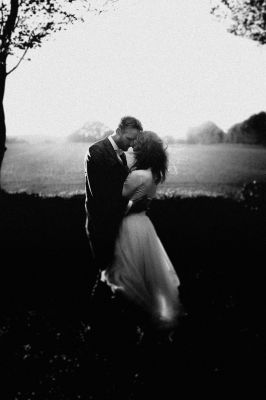 Lovers / Wedding  photography by Photographer Vanessa Madec ★2 | STRKNG
