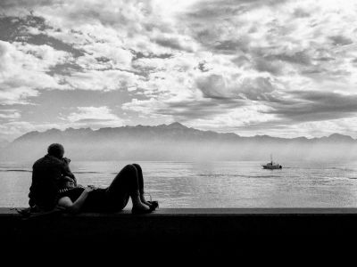 By the lake / Documentary  photography by Photographer David Mendes | STRKNG