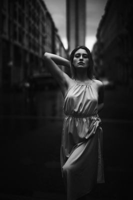 Krissi / Portrait  photography by Photographer Rainer Moster ★15 | STRKNG