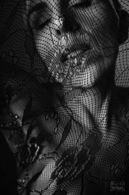 network / Black and White  photography by Model NERAM06 ★8 | STRKNG