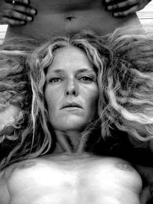 Stéphanie, Arles, 2004 / Nude  photography by Photographer Philippe Hirou ★4 | STRKNG