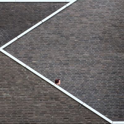 Auf der Treppe / Street  photography by Photographer s. monreal | STRKNG