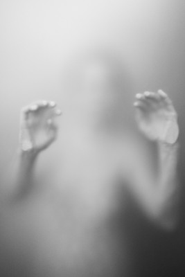 » #9/9 « / A Woman´s story / Blog post by <a href="https://strkng.com/en/photographer/a-g-p/">Photographer a_g_p</a> / 2024-01-29 10:38 / Portrait