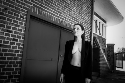 » #1/6 « / B R I C K S / Blog post by <a href="https://strkng.com/en/photographer/carpe+lucem/">Photographer Carpe Lucem</a> / 2021-11-06 14:02 / Fine Art