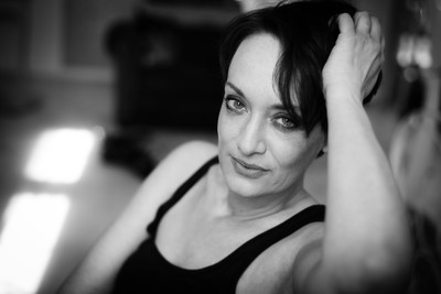 » #1/8 « / Anja / Blog-Beitrag von <a href="https://strkng.com/de/fotograf/carpe+lucem/">Fotograf Carpe Lucem</a> / 03.04.2022 10:40 / Portrait