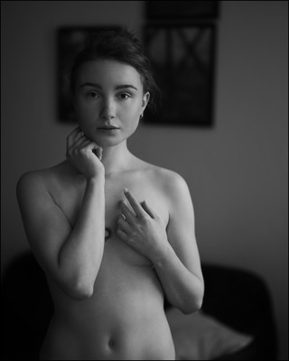 » #5/9 « / Bogdana / Blog post by <a href="https://kaimueller.strkng.com/en/">Photographer Kai Mueller</a> / 2024-01-02 19:10 / Nude