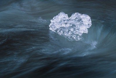 » #6/9 « / The Art of Ice / Blog post by <a href="https://strkng.com/en/photographer/stephan+amm/">Photographer Stephan Amm</a> / 2020-02-22 17:58