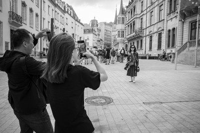 » #2/7 « / Street photography / Blog-Beitrag von <a href="https://strkng.com/de/fotograf/luc+gasparet/">Fotograf Luc Gasparet</a> / 19.05.2021 11:52 / Street