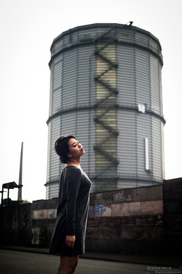 » #5/9 « / Around the gas storage tank / Blog-Beitrag von <a href="https://strkng.com/de/fotograf/photographysh/">Fotograf photographysh</a> / 11.01.2019 19:08