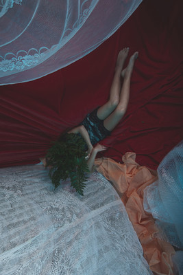 » #6/9 « / 5 снов (rus.) / Blog post by <a href="https://strkng.com/en/photographer/dewframe/">Photographer DEWFRAME</a> / 2021-05-18 02:02