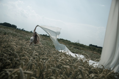 » #7/9 « / The retention, the fulfillment (extraslides) / Blog post by <a href="https://strkng.com/en/photographer/dewframe/">Photographer DEWFRAME</a> / 2022-12-22 01:05 / Stimmungen