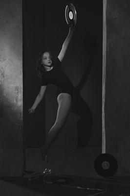 » #6/9 « / Not my records / Blog-Beitrag von <a href="https://strkng.com/de/fotograf/dewframe/">Fotograf DEWFRAME</a> / 19.03.2024 14:40