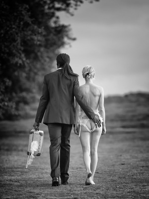 » #1/7 « / schwarz und weiß / Blog post by <a href="https://strkng.com/en/photographer/schiwa+rose/">Photographer Schiwa Rose</a> / 2020-10-19 12:26 / Konzeptionell