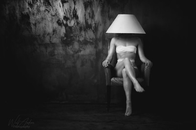 » #1/3 « / The Lamp / Blog post by <a href="https://strkng.com/en/photographer/wolf+anders+photography/">Photographer Wolf Anders Photography</a> / 2019-02-19 07:28