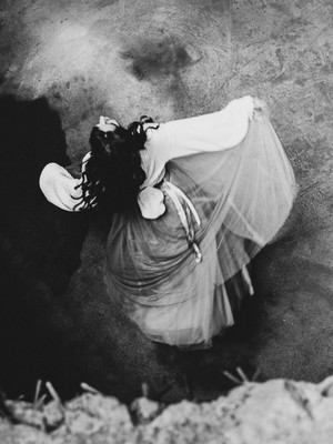 » #2/3 « / Dancing in the abyss / Blog post by <a href="https://strkng.com/en/photographer/pwb-fotografie-de+-+petra+w-+barathova/">Photographer pwb-fotografie.de / Petra W. Barathova</a> / 2023-05-14 11:49