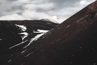 » #5/6 « / Etna / Blog post by <a href="https://strkng.com/en/photographer/julien+jegat/">Photographer Julien Jegat</a> / 2018-01-18 22:38