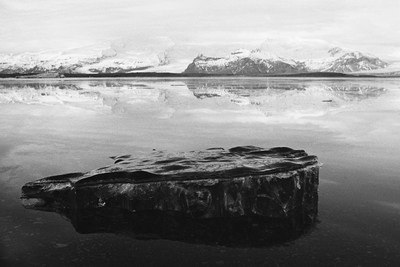 » #2/6 « / Iceland / Blog post by <a href="https://strkng.com/en/photographer/julien+jegat/">Photographer Julien Jegat</a> / 2019-02-12 21:28