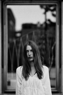 » #1/6 « / Gina / Blog post by <a href="https://strkng.com/en/photographer/julien+jegat/">Photographer Julien Jegat</a> / 2019-04-01 19:38