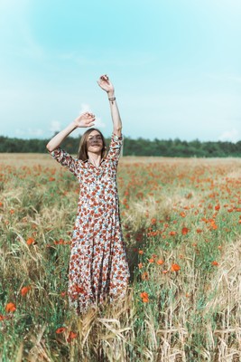 » #3/9 « / Poppy feels as poppy is / Blog post by <a href="https://strkng.com/en/photographer/andrea+grzicic/">Photographer Andrea Grzicic</a> / 2018-08-21 17:56