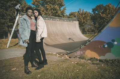 » #5/5 « / At the skating track in autumn / Blog post by <a href="https://strkng.com/en/photographer/patrick+vantroyen/">Photographer Patrick Vantroyen</a> / 2019-10-25 22:36 / Menschen