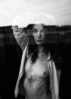 » #1/9 « / Frau Wolf / Blog post by <a href="https://strkng.com/en/photographer/filthy+wizard/">Photographer Filthy Wizard</a> / 2020-02-23 05:09 / Nude