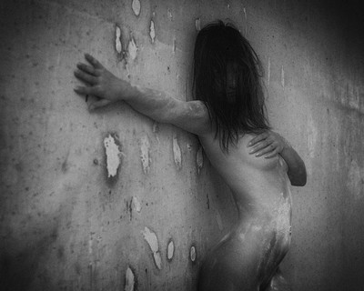 » #5/9 « / Gehe nicht gelassen in die gute Nacht... / Blog post by <a href="https://strkng.com/en/photographer/mario+von+oculario/">Photographer Mario von Oculario</a> / 2019-08-23 09:43 / Nude