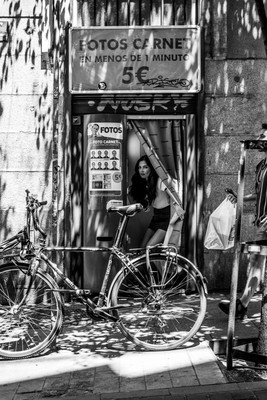 Fotobox / Street / streetphotography,Madrid,Fotobox,beauty