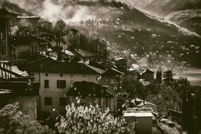 » #6/9 « / Pognana Lario – The Secrets of Lake Como / Blog post by <a href="https://strkng.com/en/photographer/storvandre+photography/">Photographer Storvandre Photography</a> / 2021-01-08 12:31 / Dokumentation