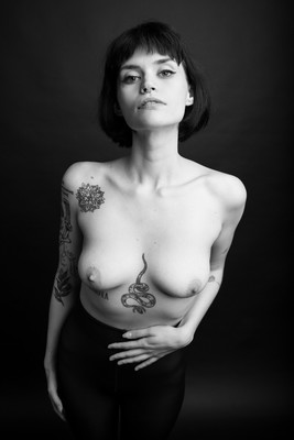 Eliška 3 / Nude / black and white,blackandwhitephotography,topless,beauty,woman,female,femalemodel,tatoo