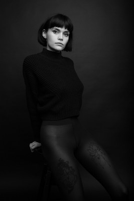 Eliška 5 / Portrait / stockings,black and white,blackandwhite,blackandwhitephotography,studio,woman,femalemodel,stu