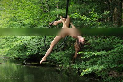 long hair / Nude / nude,akt,nature,outdoor,water,acrobatic,arialhoop