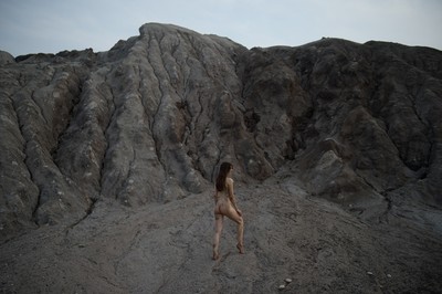 » #7/9 « / Coal mining / Blog post by <a href="https://strkng.com/en/photographer/yauhen+yerchak/">Photographer Yauhen Yerchak</a> / 2023-10-14 20:35 / Nude