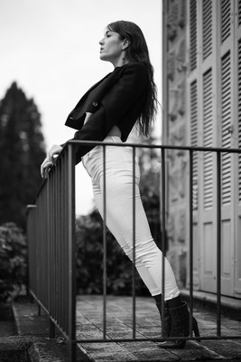 The big bend / Fine Art / Bending,railing,whitejeans,Boots,strong,pose